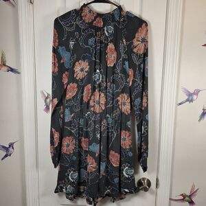 ASTR The Label Forest Green Floral Boho Long Sleeve Romper M – Flirty & Feminine